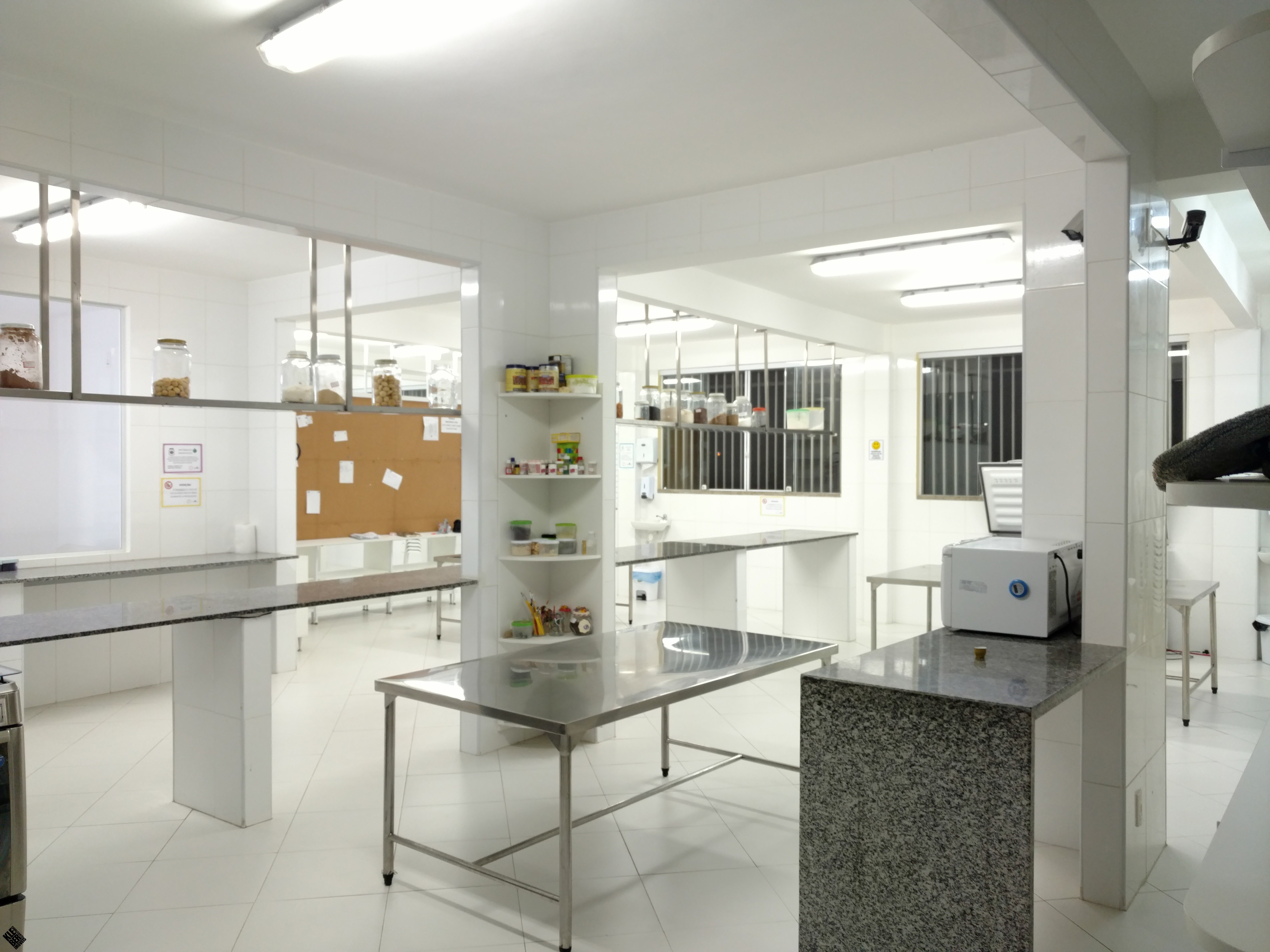 Casa Com 3 Pavimentos Pronta Para Industria De Alimentos Em Lauro De Casa Com 3 Pavimentos Pronta Para Industria De Alimentos Em Lauro De