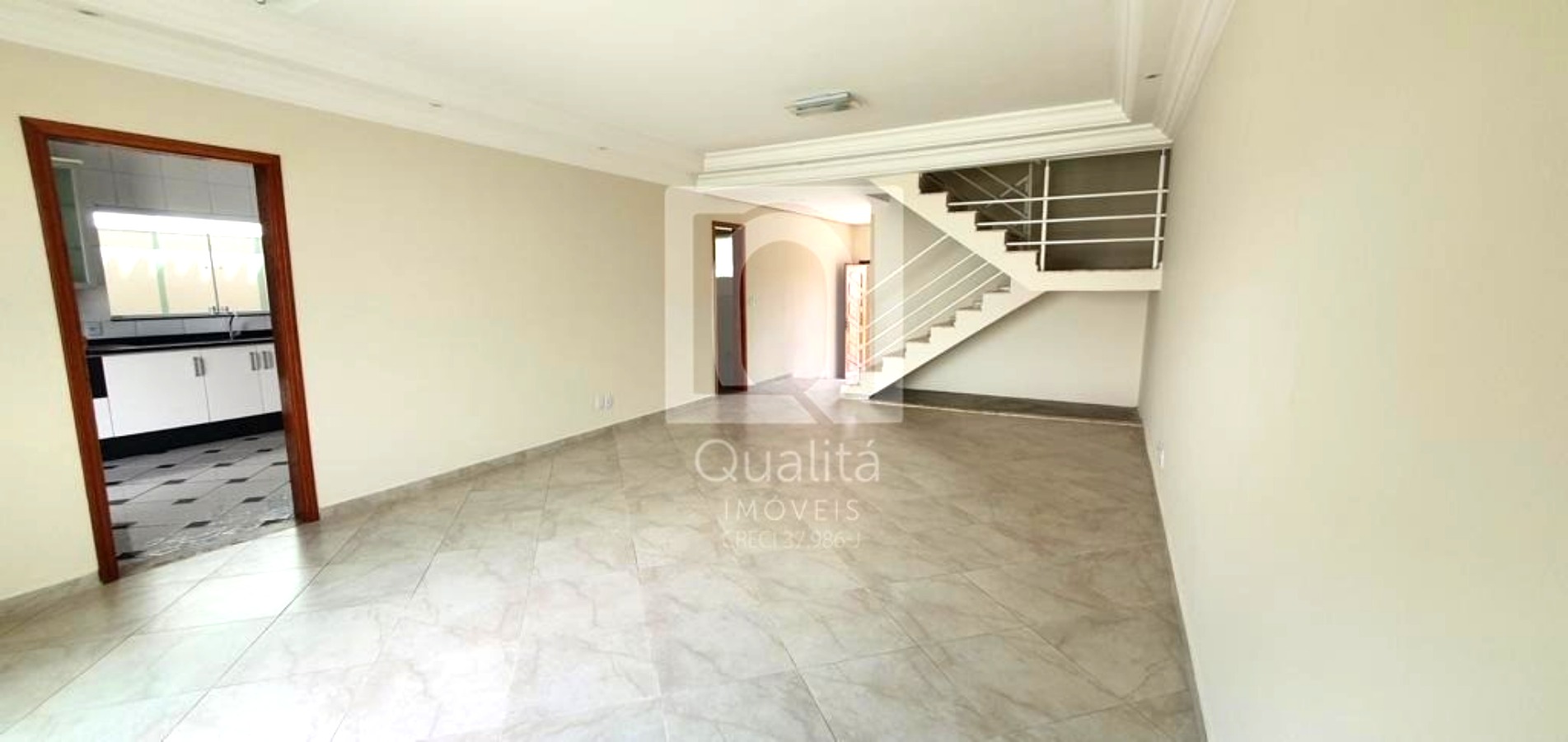 Vendo apto no Edf. Praia Mar, Piedade, apto com 03 qtos, suíte, 02 vagas,  300m².