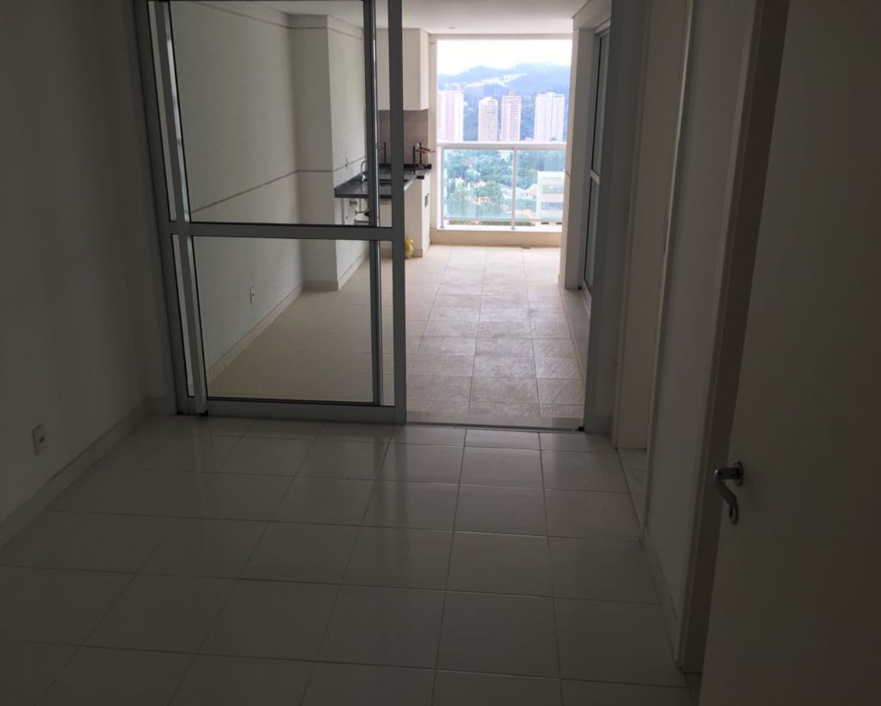 Splendore Alto Padrão 243m2 Apto no contra-piso (conforme fotos) no Splendore, o mais luxuouso de Alphaville, crie seu sonho passo a passo. 15o andar, vista para os fundos. Apto com 3 suítes com sala ampliada + escritório, cozinha, sala de almoço, despe — PRAÇA OIAPOQUE - Splendore - Splendore - ALPHAVILLE INDUSTRIAL - BARUERI/SP — imagem 19