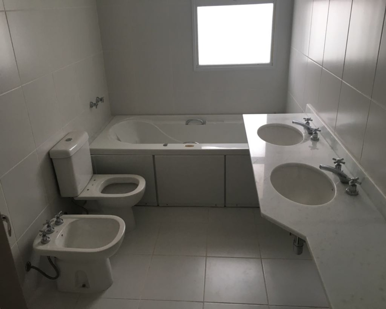 Splendore Alto Padrão 243m2 Apto no contra-piso (conforme fotos) no Splendore, o mais luxuouso de Alphaville, crie seu sonho passo a passo. 15o andar, vista para os fundos. Apto com 3 suítes com sala ampliada + escritório, cozinha, sala de almoço, despe — PRAÇA OIAPOQUE - Splendore - Splendore - ALPHAVILLE INDUSTRIAL - BARUERI/SP — imagem 23