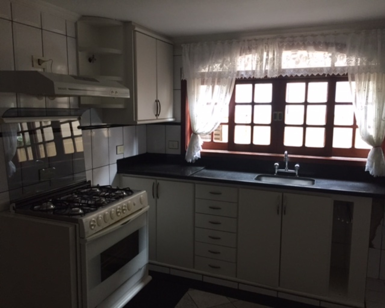 Casa à venda no Morada dos Pinheiros, 356 m² – Santana de Parnaíba – Cód. 68340208