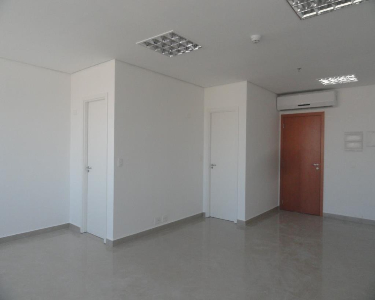 SALA — AVENIDA SAGITÁRIO - alpha square - alpha square - SÍTIO TAMBORÉ ALPHAVILLE - BARUERI/SP — imagem 17