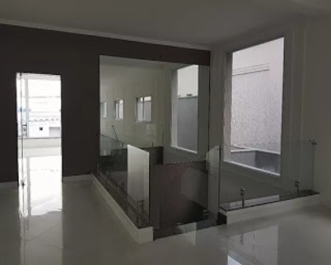 Casa à venda no Valville 1, 303 m² – Tanquinho, Santana de Parnaíba – Cód. 68903508 — imagem 2