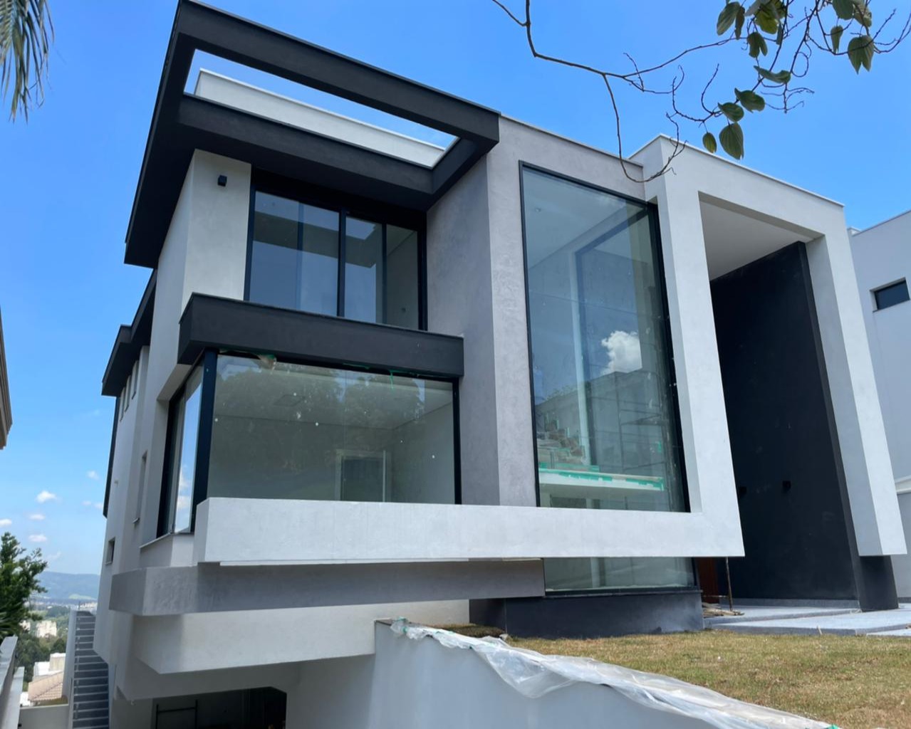 Casa à venda no Tamboré 10, 555 m² – Tamboré, Santana de Parnaíba – Cód. 69667349 — imagem 1