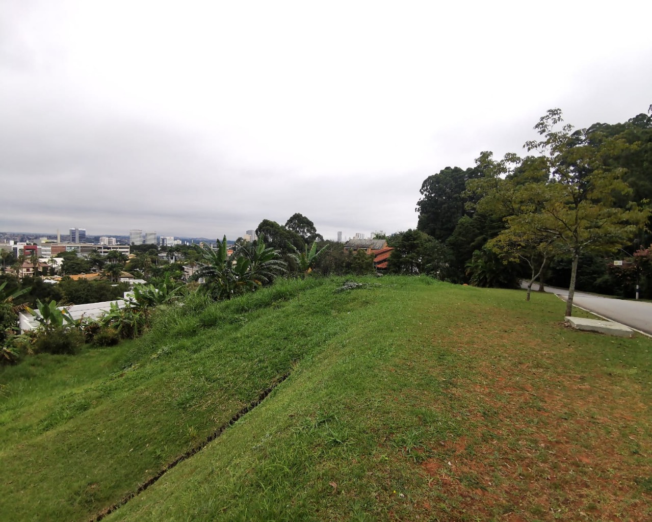 Terreno à venda no Tamboré 1, 2.347 m² – Residencial Tamboré, Barueri – Cód. 70942673 — imagem 2
