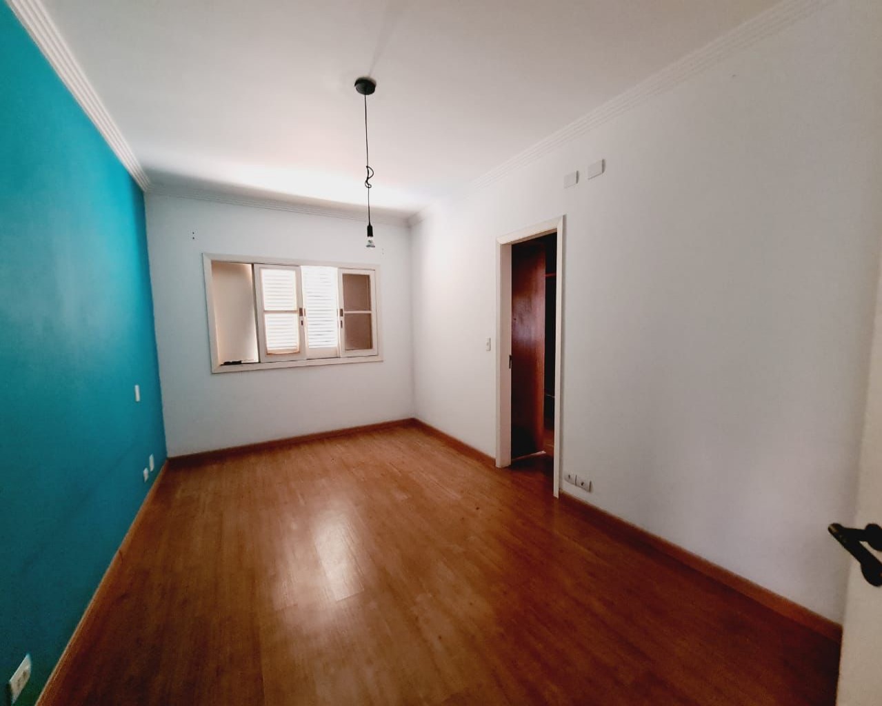 Casa à venda no Residencial 4, 340 m² – Alphaville, Santana de Parnaíba – Cód. 72224013 — imagem 1