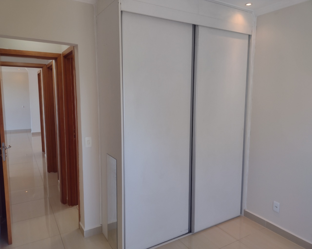 Apartamento para locação no Resort Tamboré, 113 m² – Tamboré, Santana de Parnaíba – Cód. 72248943 — imagem 4