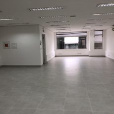 Sala comercial para locação no Centro de Apoio 2, 120 m² – Alphaville, Santana de Parnaíba – Cód. 73835192 — imagem 4
