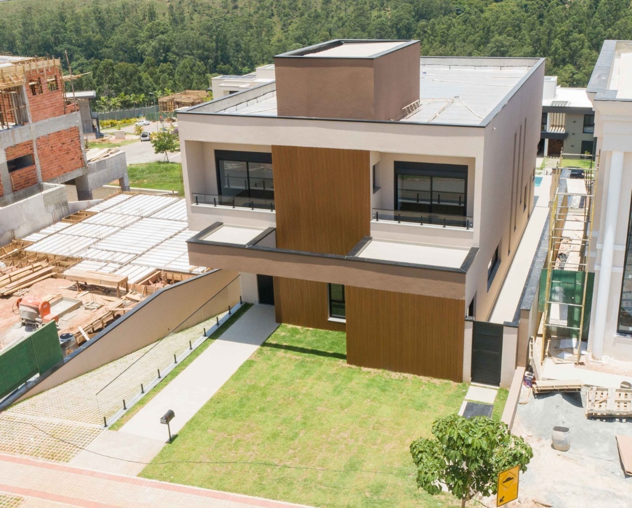 Casa à venda no Itahyê, 501,98 m² – Tamboré, Santana de Parnaíba – Cód. 73889869 — imagem 2