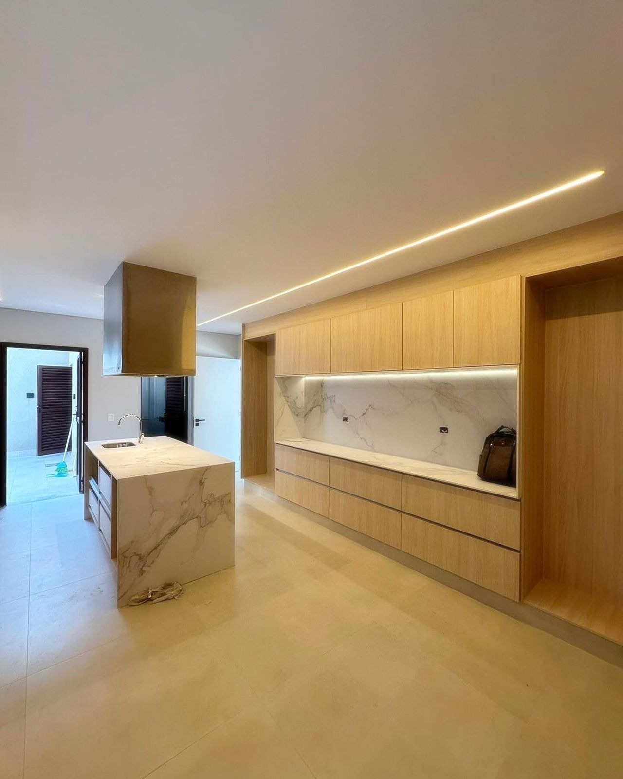 Casa à venda no Residencial 1, 700 m² – Alphaville Residencial Um, Barueri – Cód. 75606566 — imagem 6