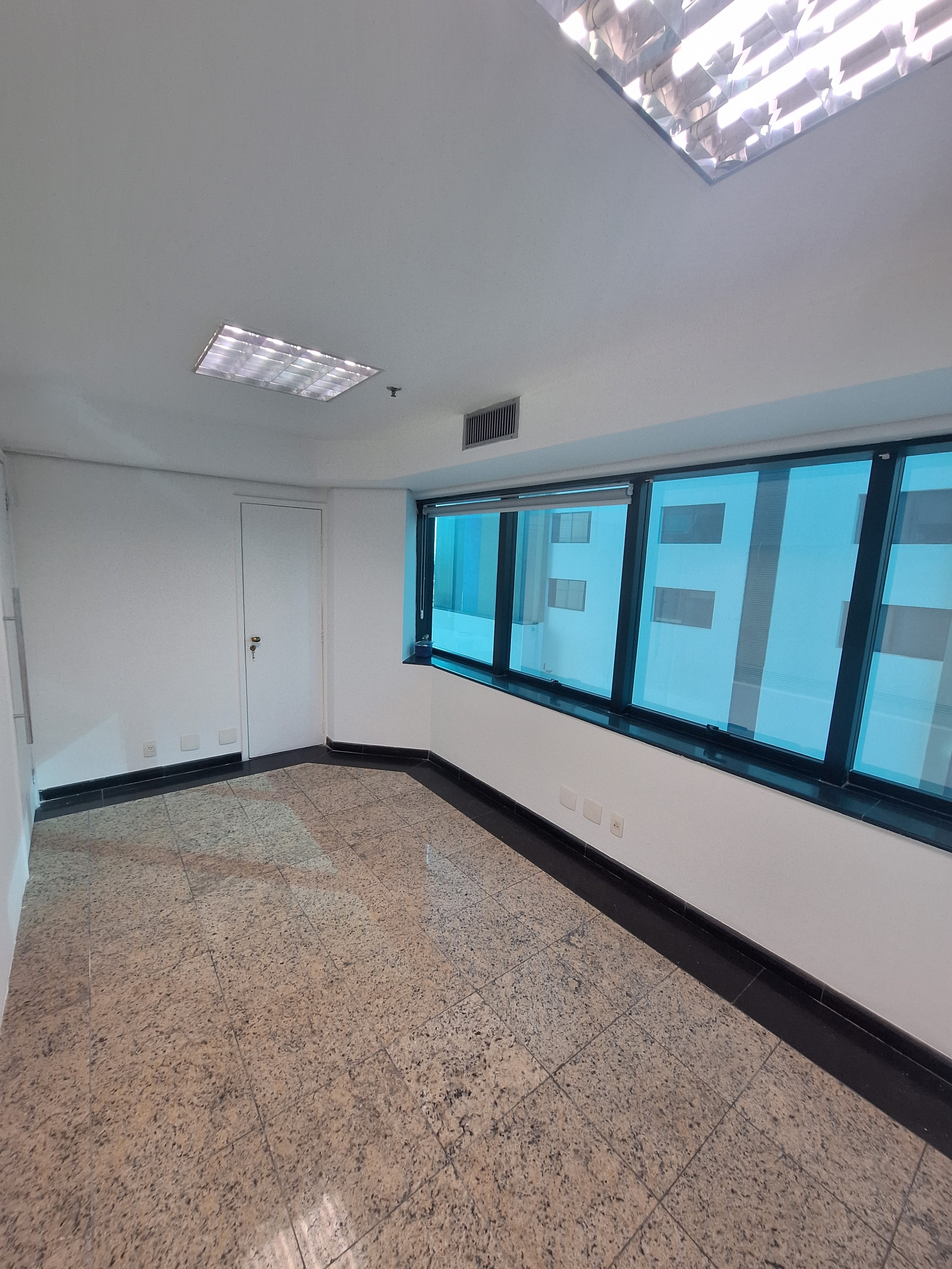 Sala comercial para locação no Eagle Point, 91,24 m² – Alphaville Industrial, Barueri – Cód. 75635317 — imagem 3