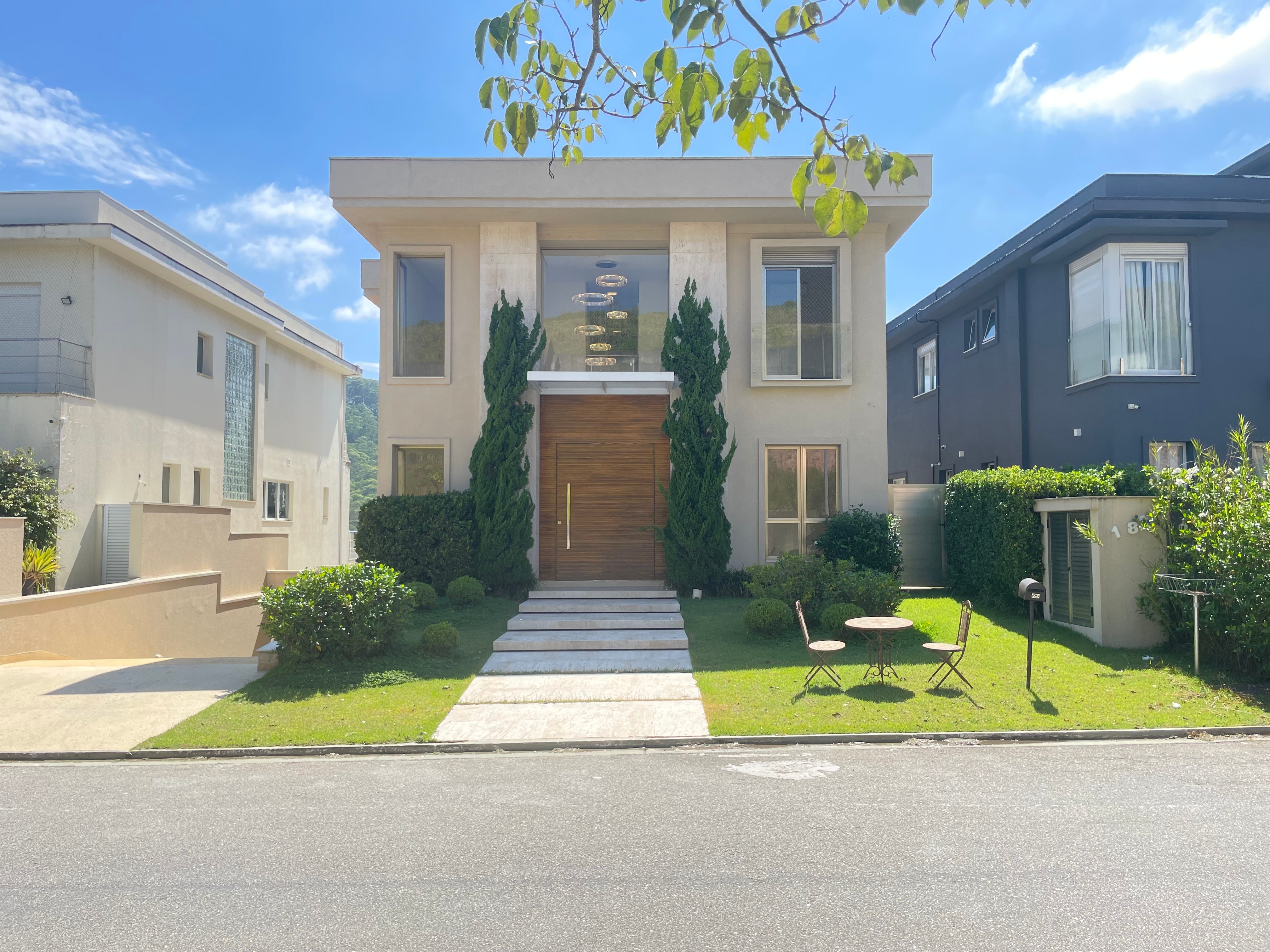 Casa à venda no Villa Solaia, 450 m² – Centro Comercial Jubran, Barueri – Cód. 76157125 — imagem 2