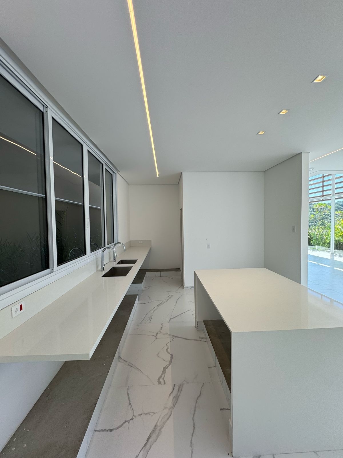 Casa à venda no Tamboré 10, 625,56 m² – Tamboré, Santana de Parnaíba – Cód. 76283867 — imagem 4