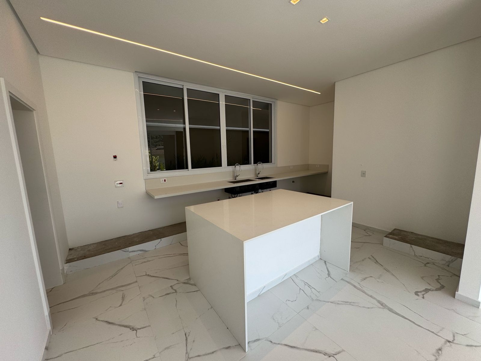 Casa à venda no Tamboré 10, 625,56 m² – Tamboré, Santana de Parnaíba – Cód. 76283867 — imagem 6