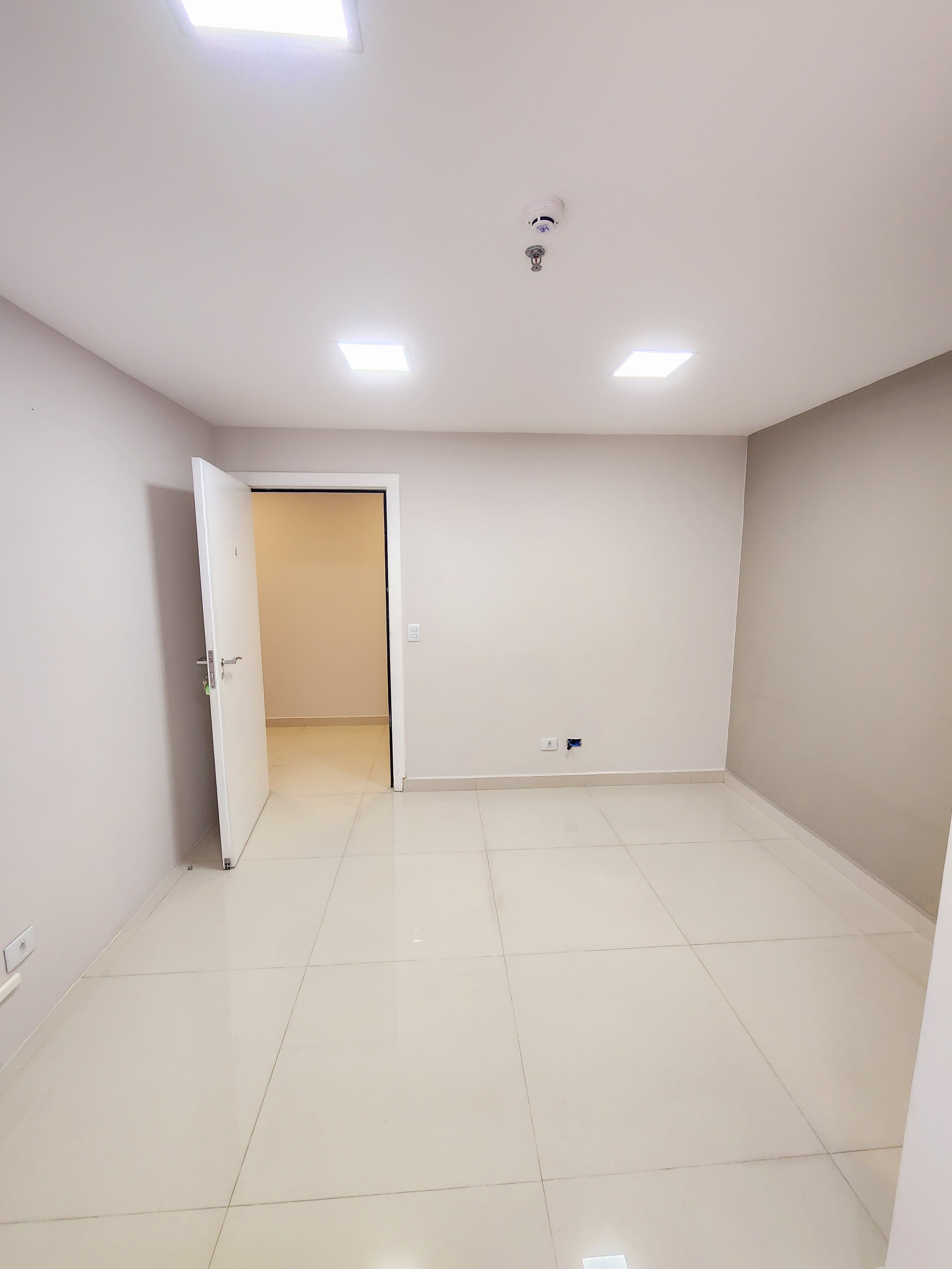 Sala comercial à venda em Alphaville Centro Industrial e Empresarial/Alphaville., 250 m² – Barueri – Cód. 76479460 — imagem 24