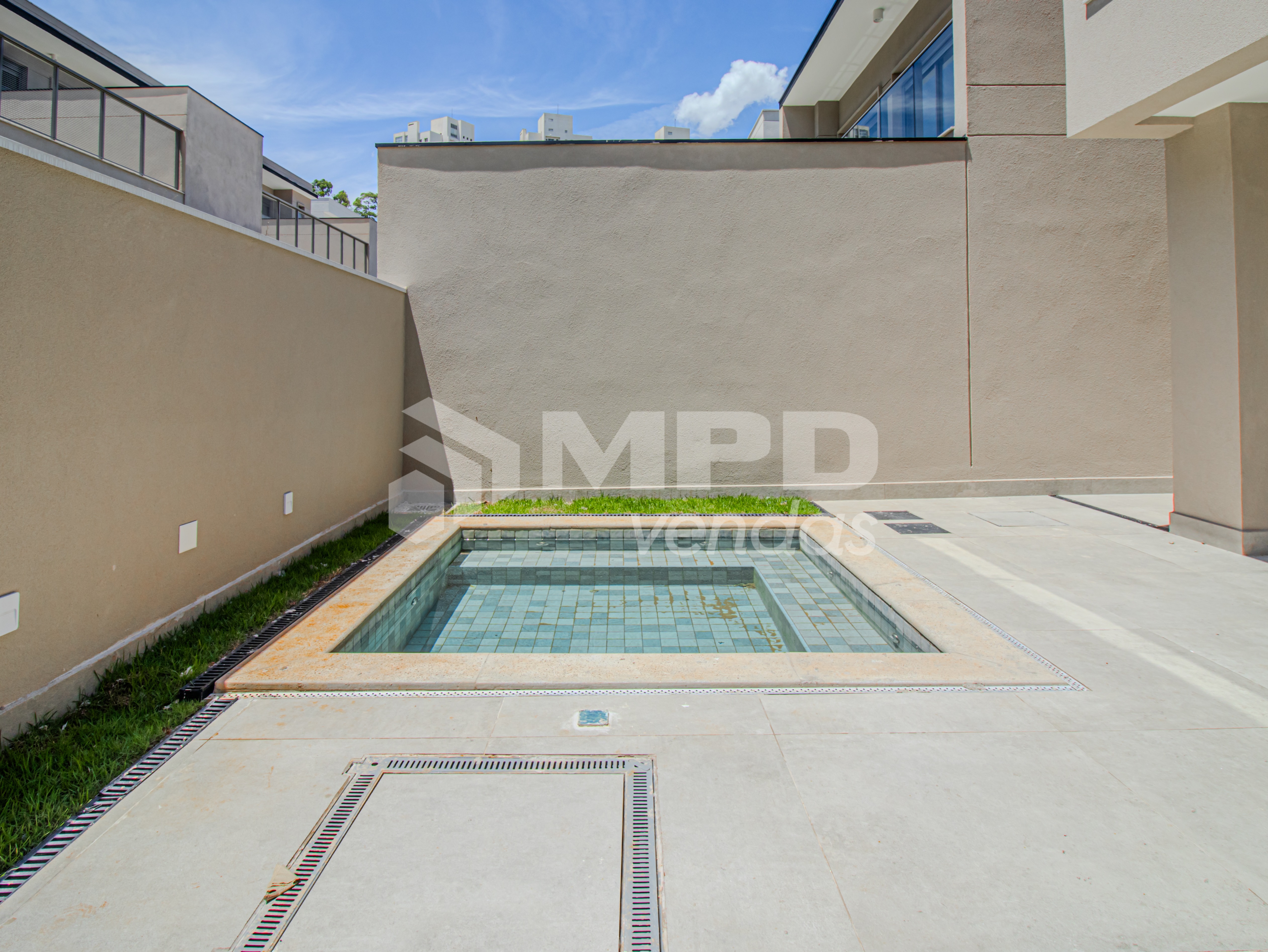 Casa à venda no Singular, 230 m² – Tamboré, Santana de Parnaíba – Cód. 76774223 — imagem 2