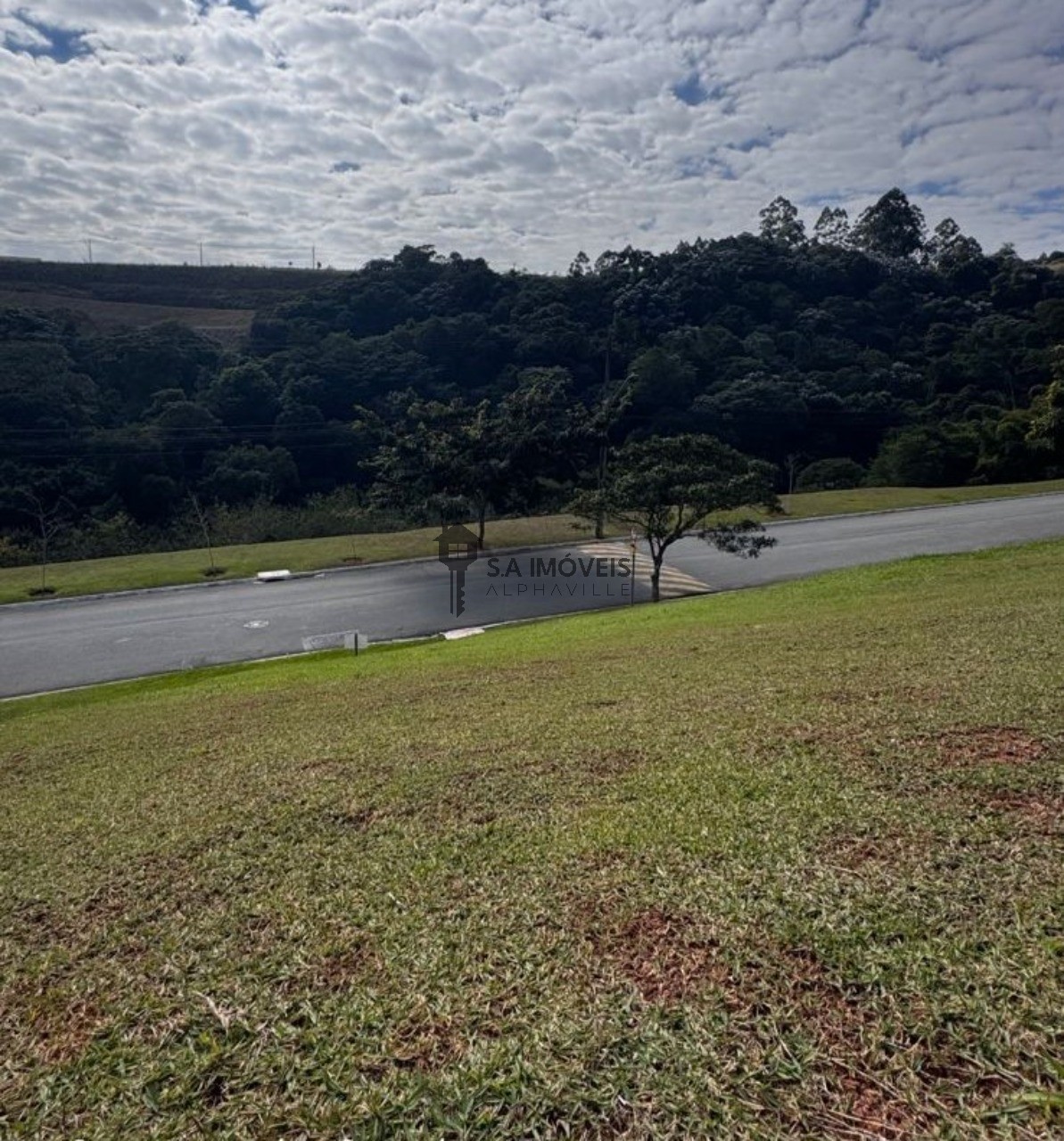 Terreno à venda no Campos do Conde Alphaville, 749 m² – Tamboré, Santana de Parnaíba – Cód. 77231999 — imagem 1