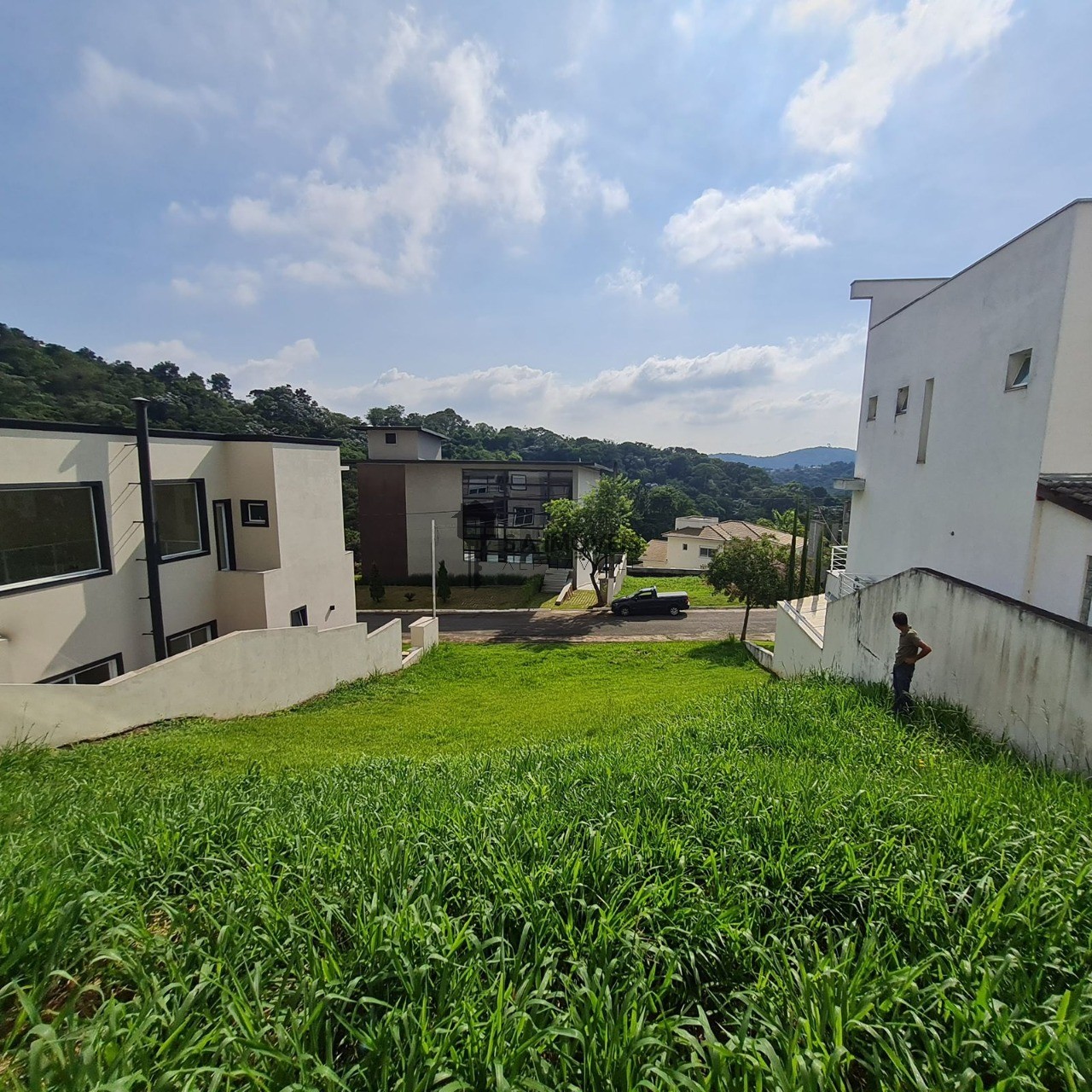 Terreno à venda no Valville 2, 364 m² – Santana de Parnaíba – Cód. 77681325