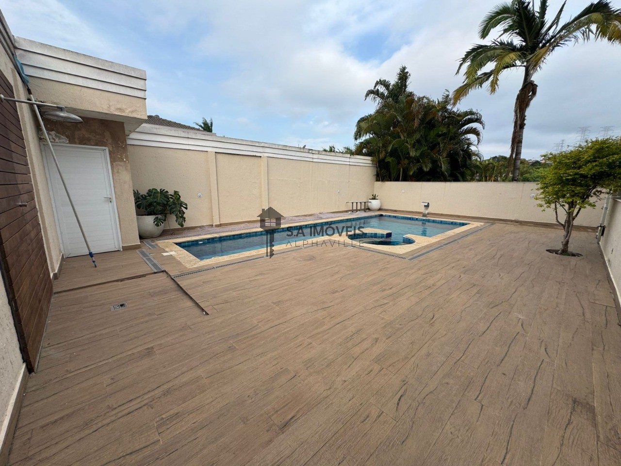 Casa para locação no Residencial 11, 477 m² – Alphaville, Santana de Parnaíba – Cód. 77775872 — imagem 1