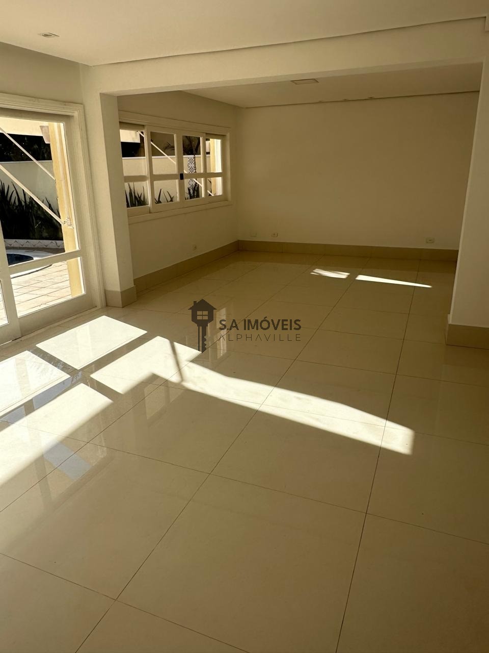 Casa para venda ou locação no Residencial 9, 370 m² – Alphaville, Santana de Parnaíba – Cód. 77772007 — imagem 3