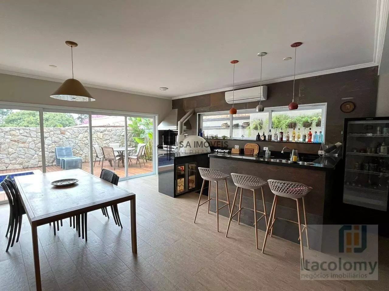 Casa à venda no Residencial 4, 350 m² – Alphaville, Santana de Parnaíba – Cód. 77889987 — imagem 1