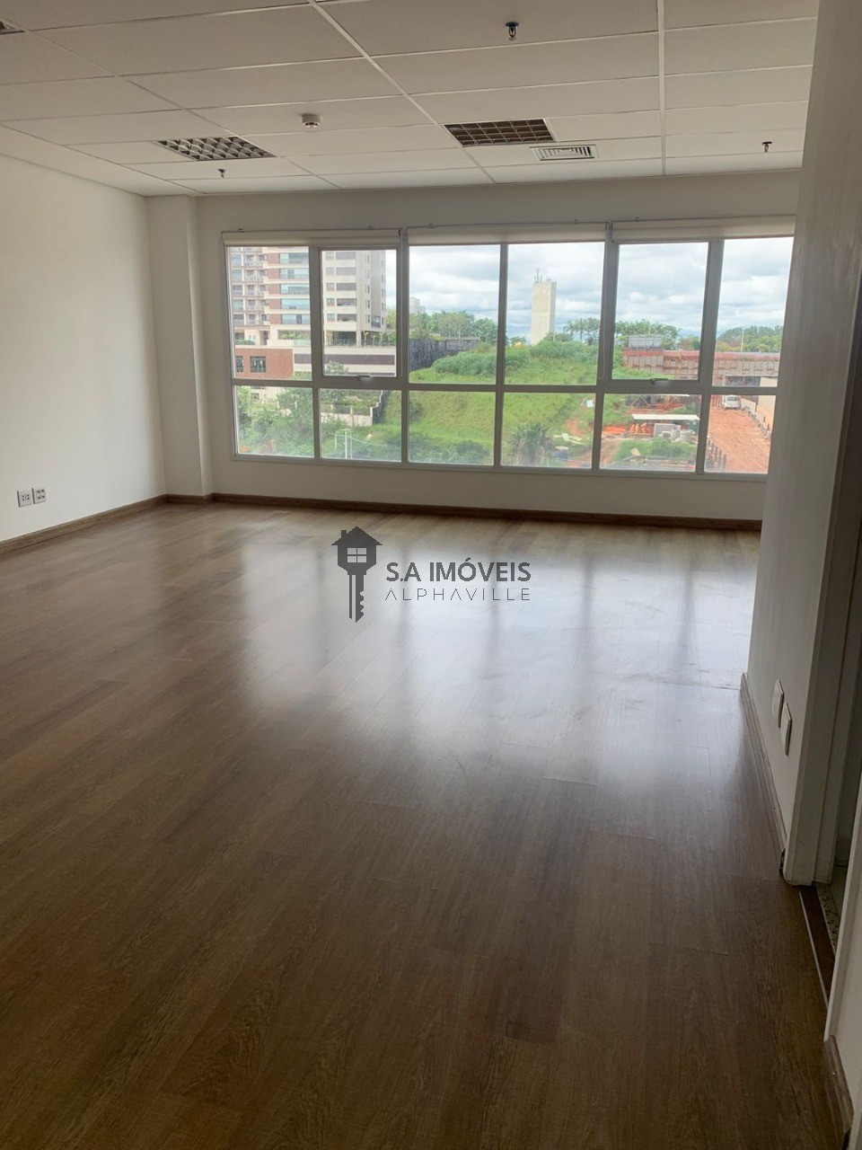 Sala comercial para locação no Alpha Square, 55,77 m² – Sítio Tamboré Alphaville, Barueri – Cód. 78020552 — imagem 2