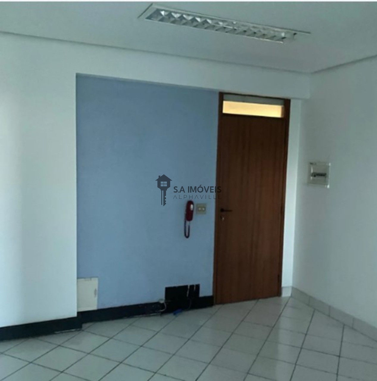 Sala comercial à venda no Shopping Service, 43 m² – Alphaville, Santana de Parnaíba – Cód. 77994341 — imagem 2