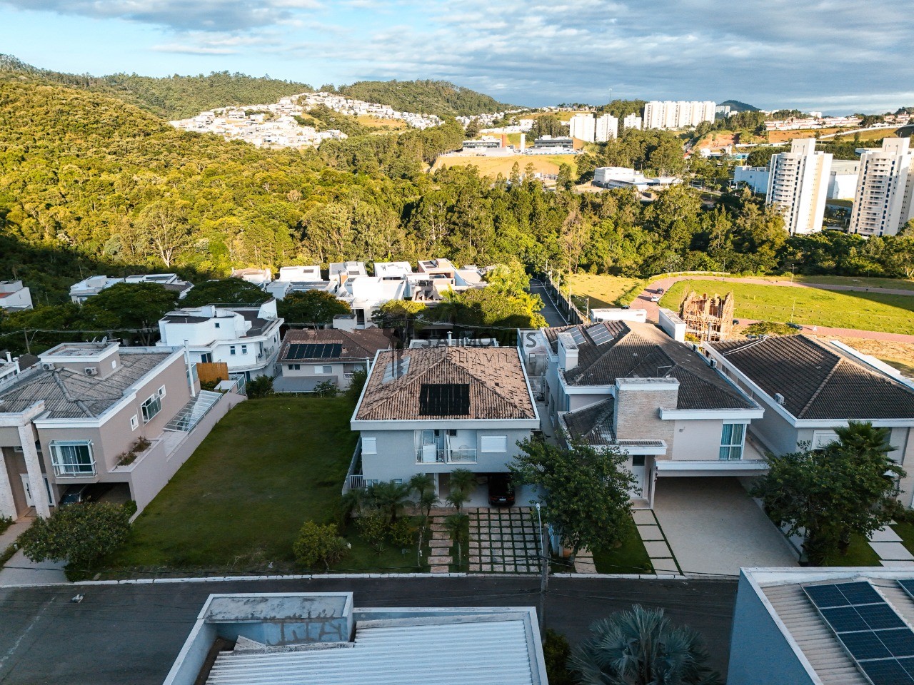 Casa à venda no Singular, 310 m² – Tamboré, Santana de Parnaíba – Cód. 76820328 — imagem 24