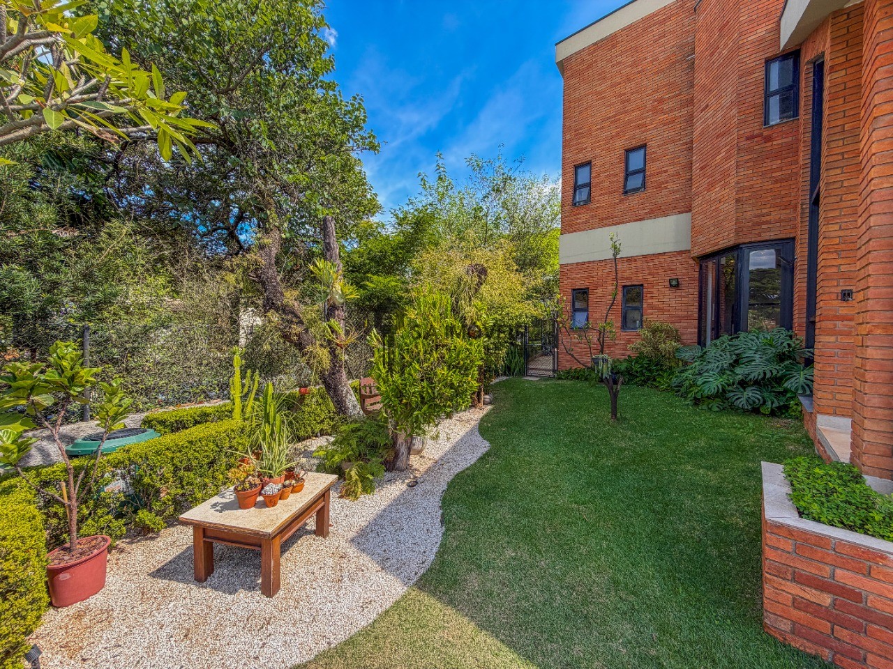 Casa à venda no Residencial 5, 349 m² – Alphaville, Santana de Parnaíba – Cód. 78321154 — imagem 3