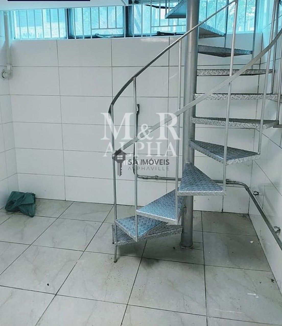 Loja para venda ou locação no Centauro Center, 56 m² – Alphaville, Santana de Parnaíba – Cód. 78442574 — imagem 7