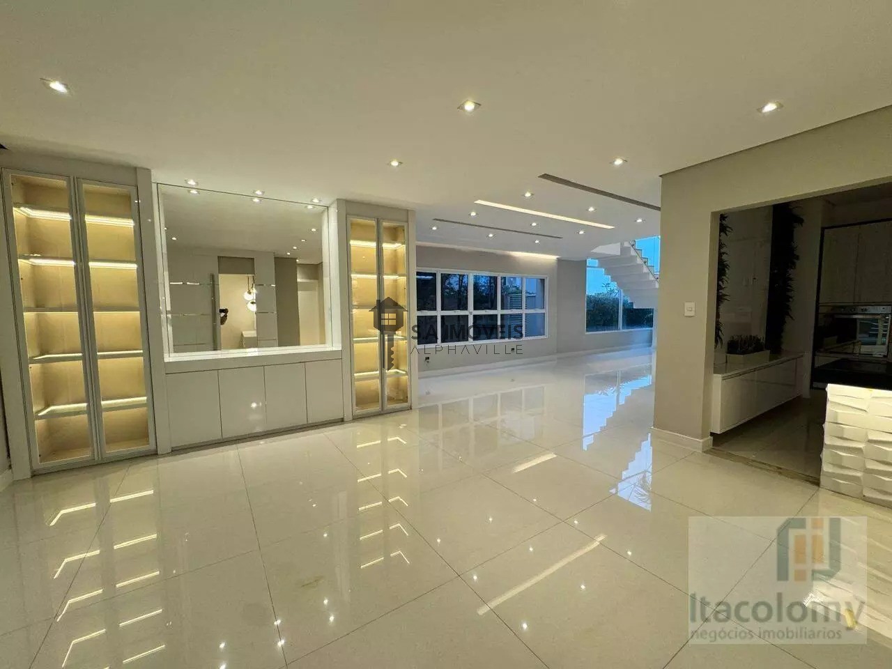 Casa para locação no Genesis 1, 399 m² – Alphaville, Santana de Parnaíba – Cód. 78442876 — imagem 2