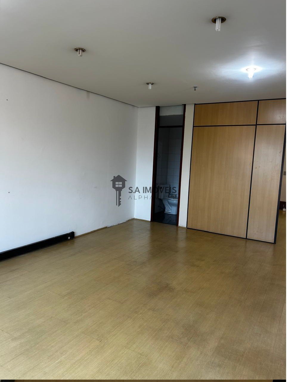 Sala comercial para venda ou locação no Shopping Service, 43 m² – Alphaville, Santana de Parnaíba – Cód. 78557894 — imagem 3