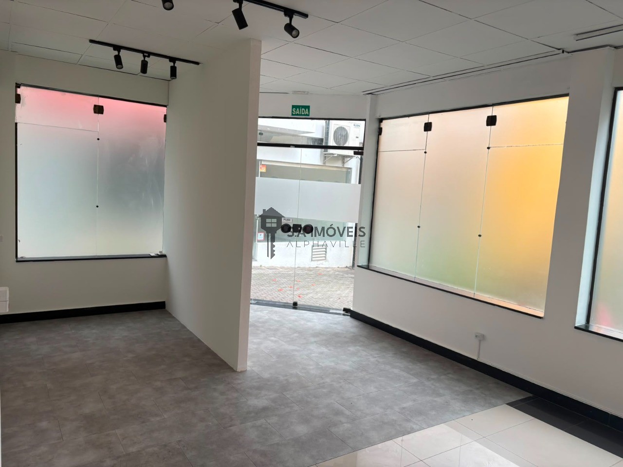 Sala comercial para locação no Centro Comercial, 60 m² – Condomínio Centro Comercial Alphaville, Barueri – Cód. 78666695 — imagem 1