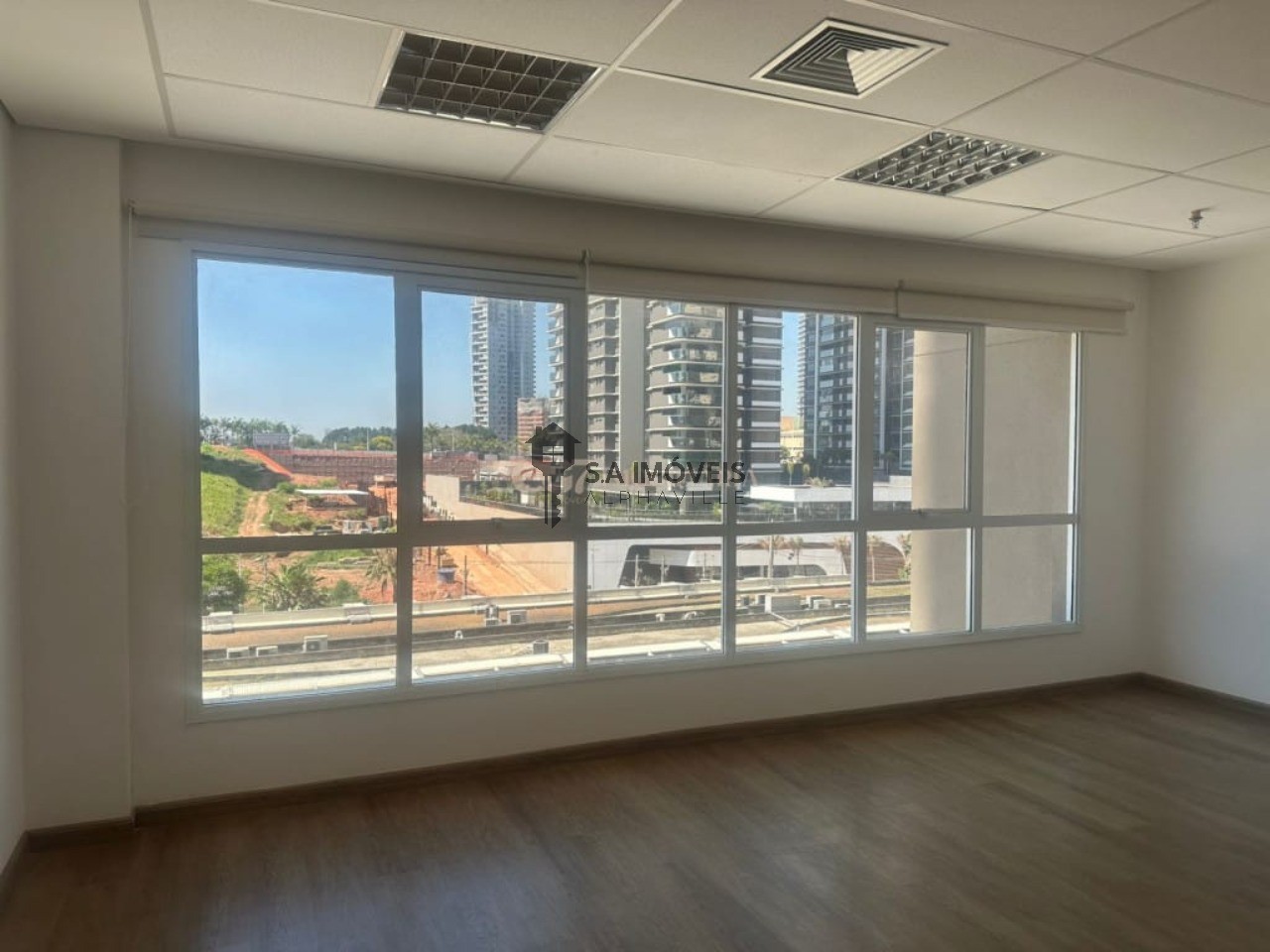 SALA — AVENIDA SAGITÁRIO - alpha Square - alpha Square - SÍTIO TAMBORÉ ALPHAVILLE - BARUERI/SP — imagem 3
