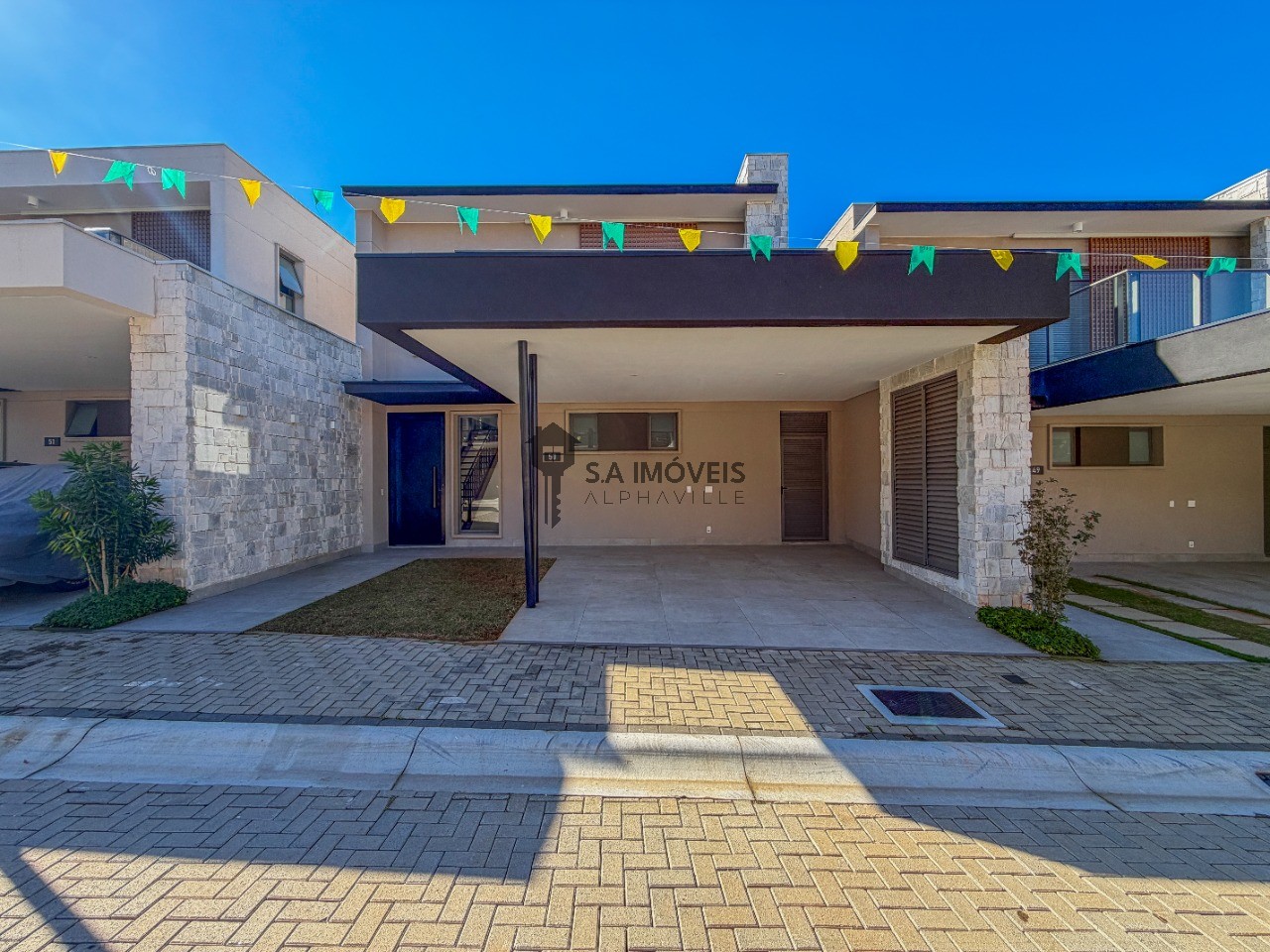 CASA — AVENIDA MARCOS PENTEADO DE ULHÔA RODRIGUES - singular - TAMBORÉ - SANTANA DE PARNAÍBA/SP