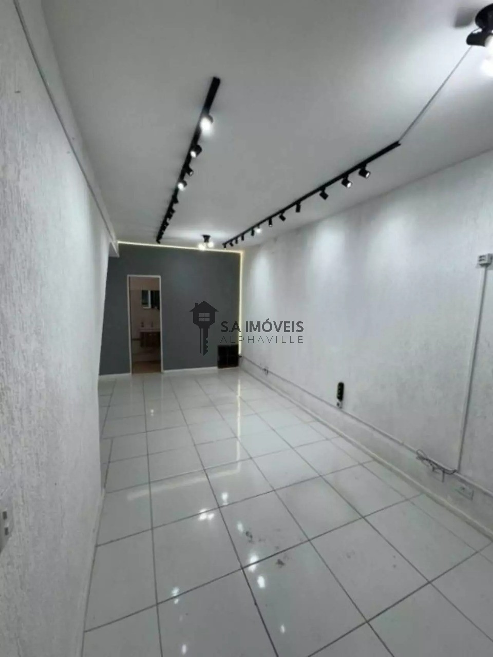 Sala comercial para locação no Centro Comercial, 42 m² – Condomínio Centro Comercial Alphaville, Barueri – Cód. 78662349 — imagem 1