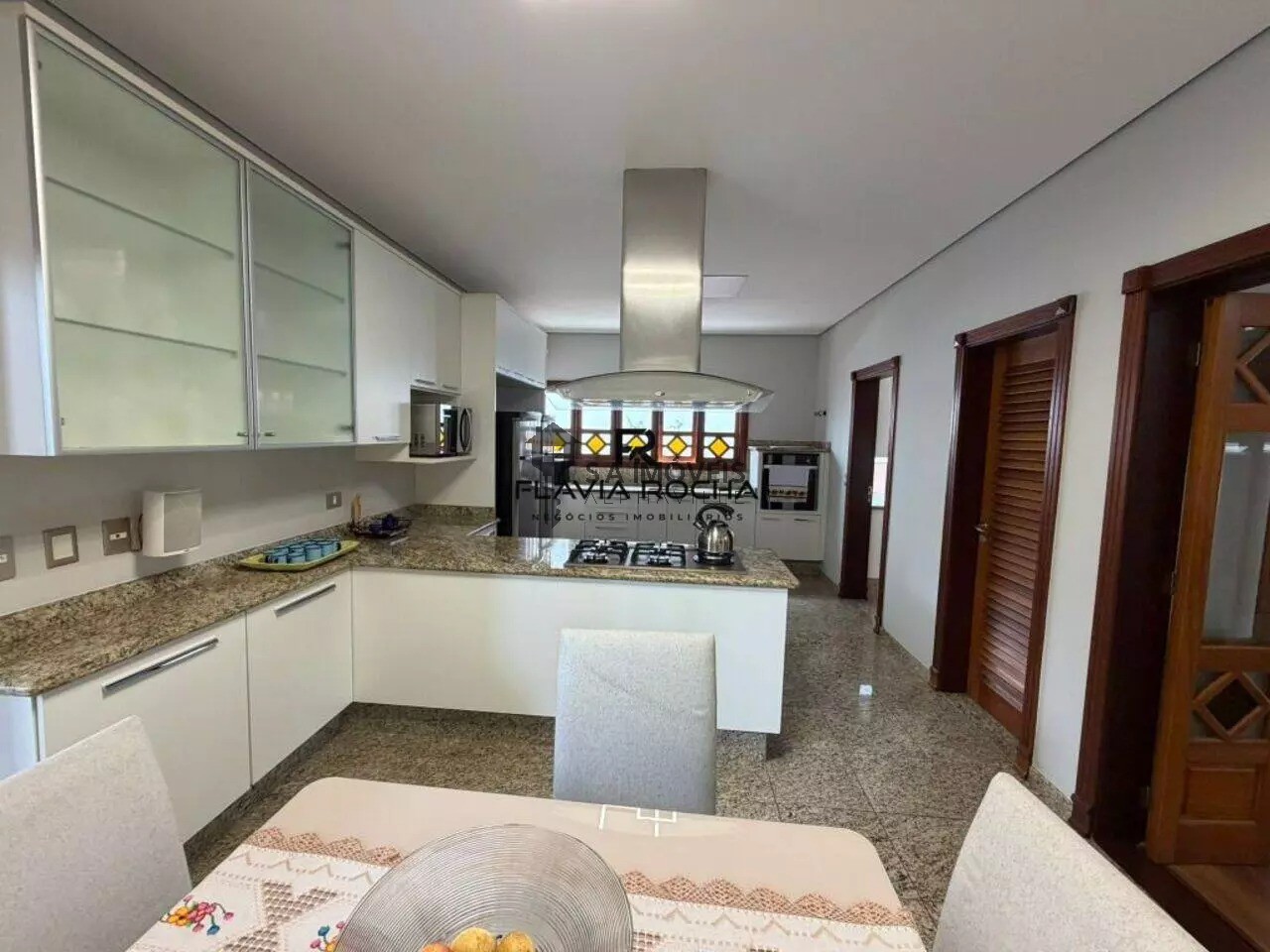 Casa para locação no Morada dos Lagos, 392 m² – Residencial Morada dos Lagos, Barueri – Cód. 78867381 — imagem 14