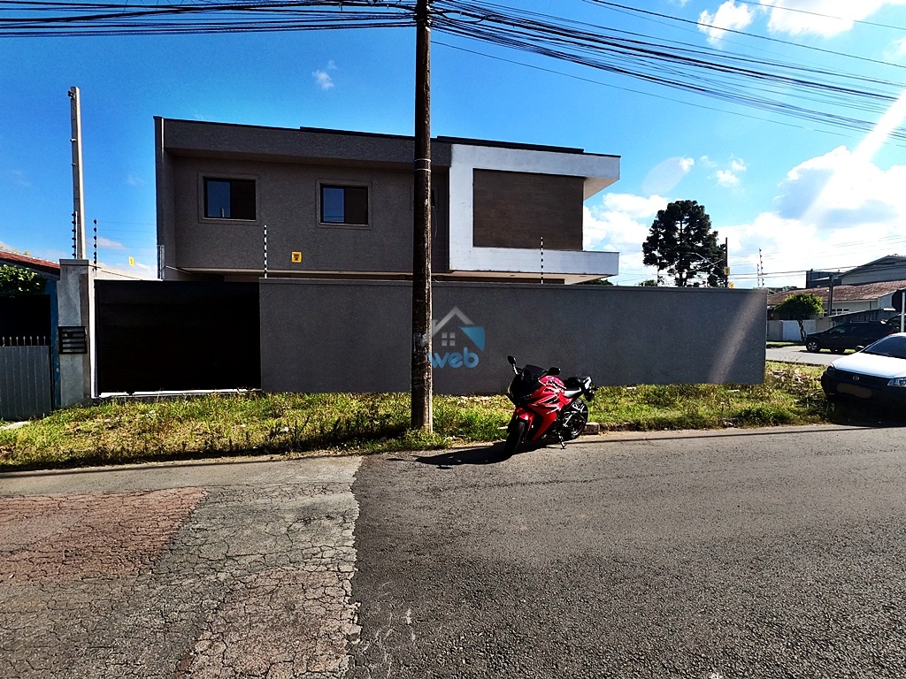 Casa à venda com 3 Quartos, Bom Retiro, Curitiba - R$ 988.000, 130 m2 - ID:  2974545751 - Imovelweb