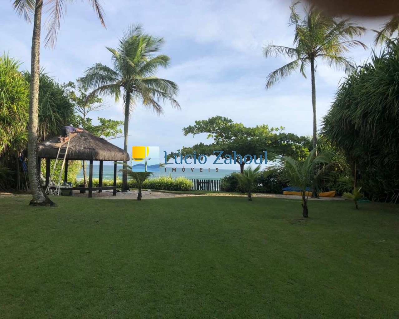  Casa de temporada CASA NA PRAIA EM MARESIAS , São Paulo,  Brasil . Reserve seu hotel agora mesmo!