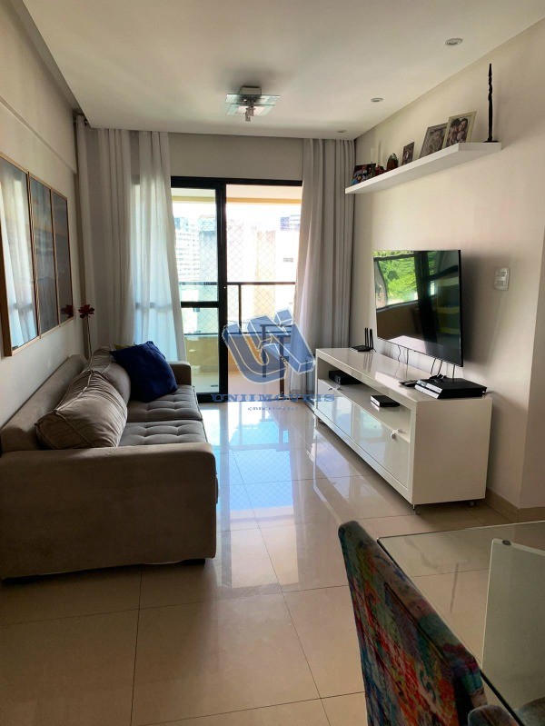 Apartamento à venda, 3 quartos, sendo 1 suíte, com 1 vaga de