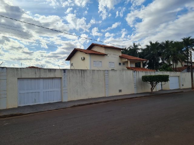 Casa em Ituiutaba - página 1 - Transa Imobiliária