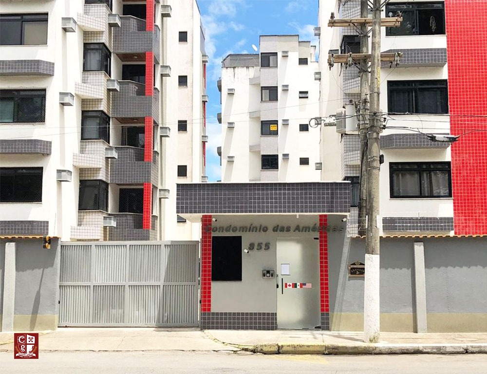 Casas em condomínio com 2 quartos no Liberdade em Salvador