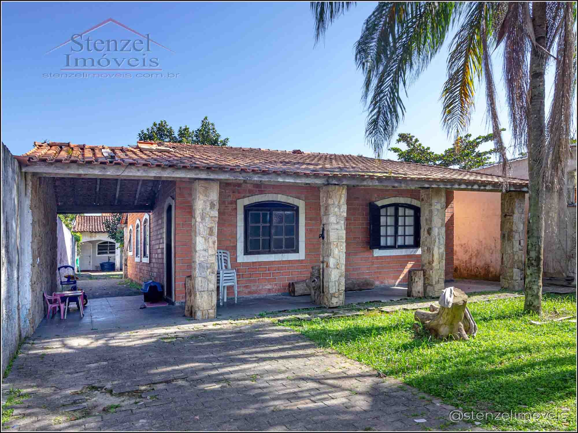 Casa com 4 dormitórios à venda, 240 m² por R$ 689.000,00 - N