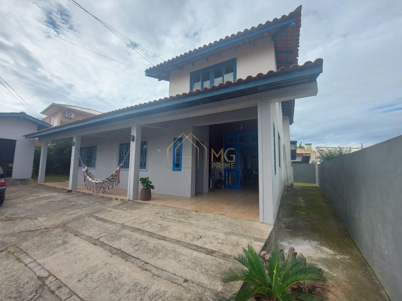 Casa para Venda - Florianópolis / SC no bairro Ingleses do Rio Vermelho, 3  dormitórios, 3 banheiros, 1 vaga de garagem, área total 600,00 m², área  construída 150,00 m², área útil 150,00 m², terreno 600,00 m²