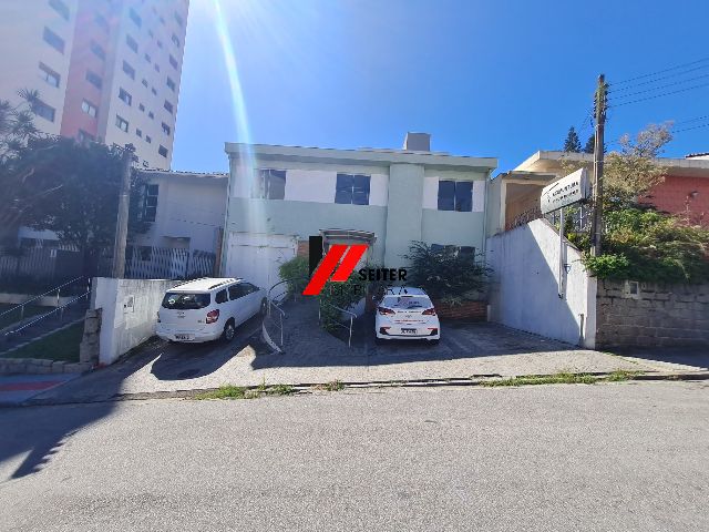 Casa para Venda - Florianópolis / SC no bairro Ingleses do Rio Vermelho, 3  dormitórios, sendo 1 suíte, 2 banheiros, 1 vaga de garagem, área total  165,00 m², área construída 80,00 m², área útil 165,00 m²