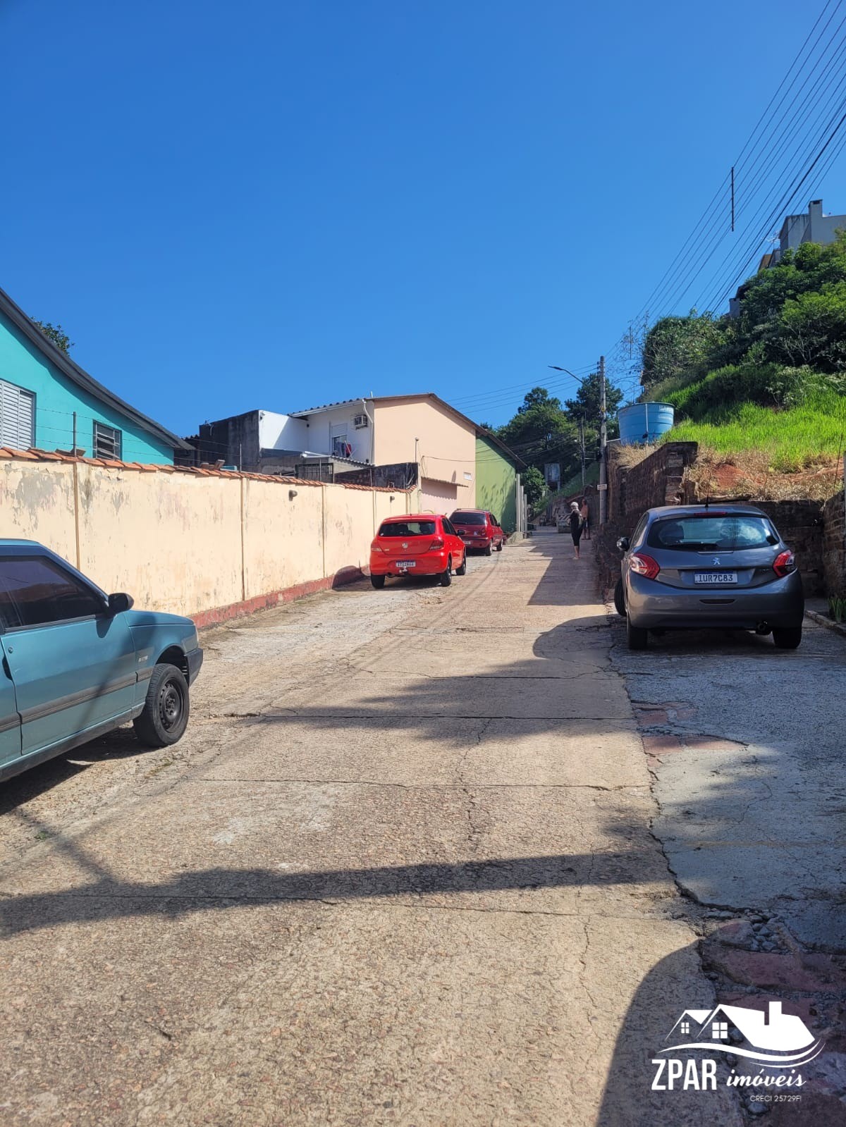 Casas à venda na Avenida Juca Batista em Porto Alegre, RS - ZAP Imóveis