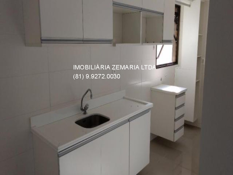 Apartamento em Piedade com 2qts, sendo 1 suíte, beira mar