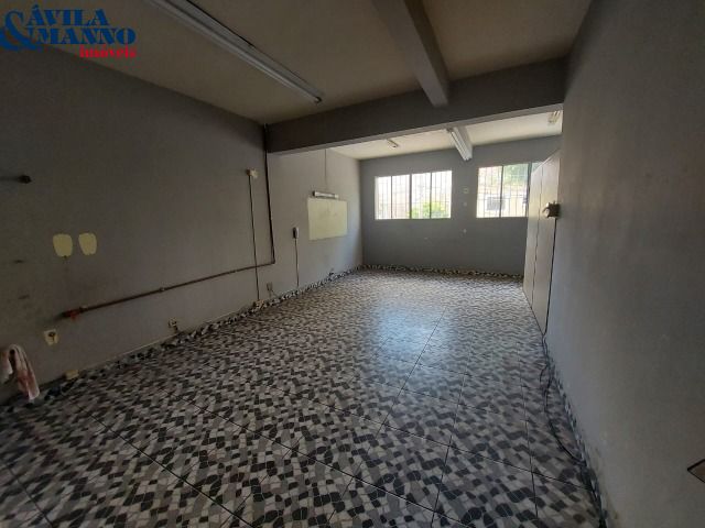 SALA COMERCIAL SEMI MOBILIADA PARA LOCAÇÃO 15M² DENTRO DE SALÃO DE BELEZA.  SEM VAGA DE GARAGEM!