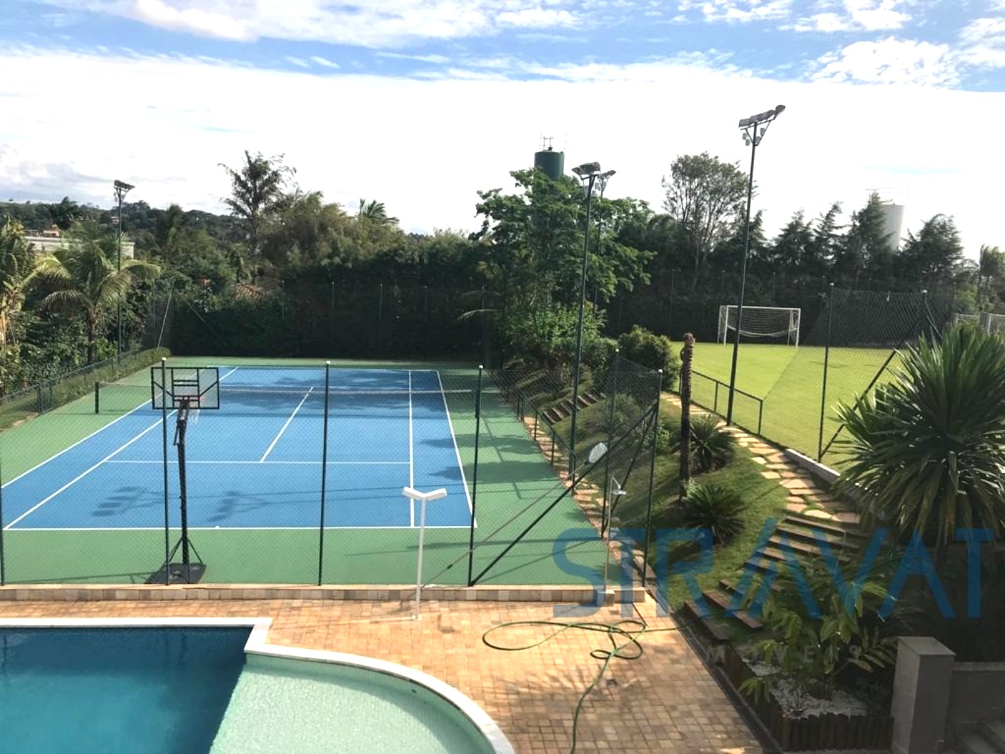 Locação de Chácara em Poá: Campo de Futebol, Piscina Aquecida