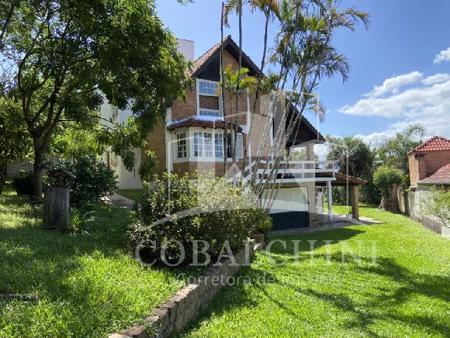 Casa de Condomínio na Rua Grápia, Condominio Cantegril em Viamão